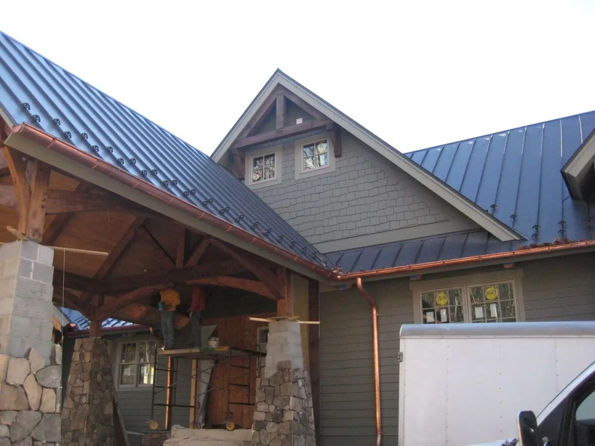 Craftsman Roofing team delivering quality roofing work in Foley